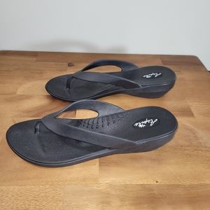 Okabashi Aspire Wedge Flip-flops Size Large 9-10